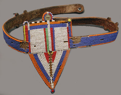 Cache-sex, Tanzania, leather and beads