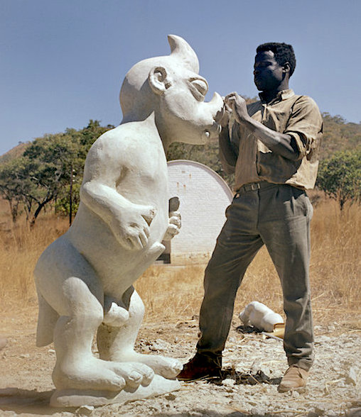 Bernard Matemera sculpting in situ