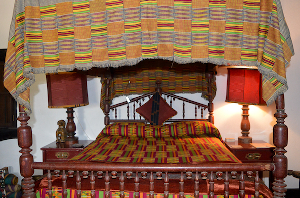 Heritage house, Kenya - a bedroom adorned with kente cloth