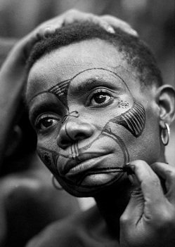 mbuti facepainting